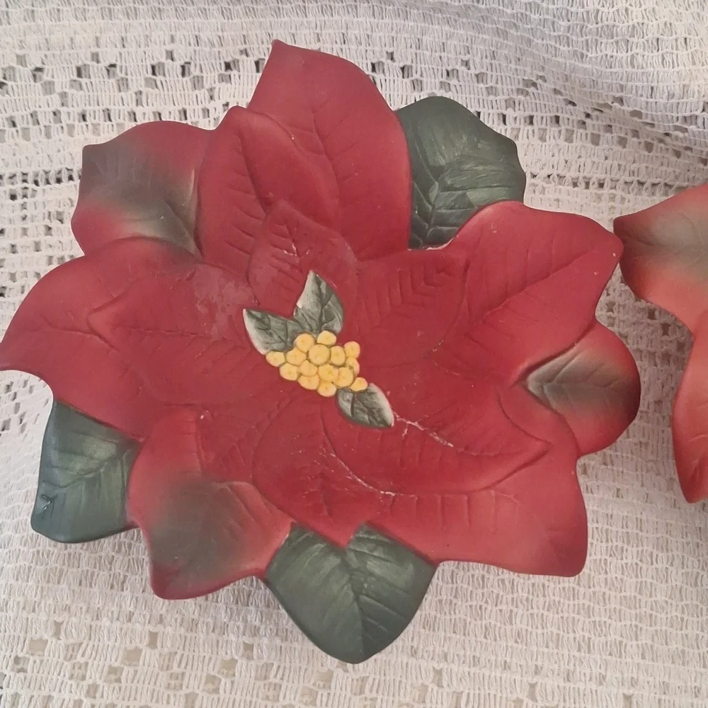 Vtg Christmas Pair PartyLite Poinsettia Ceramic Flowers Candle Holders Dishes
